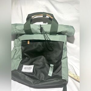 Doterra brand back pack bag, large, nice, excellent condition.